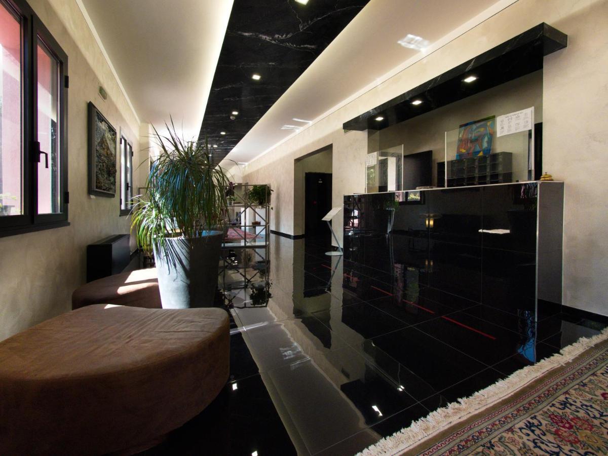 Hotel Versailles Колорно Екстер'єр фото